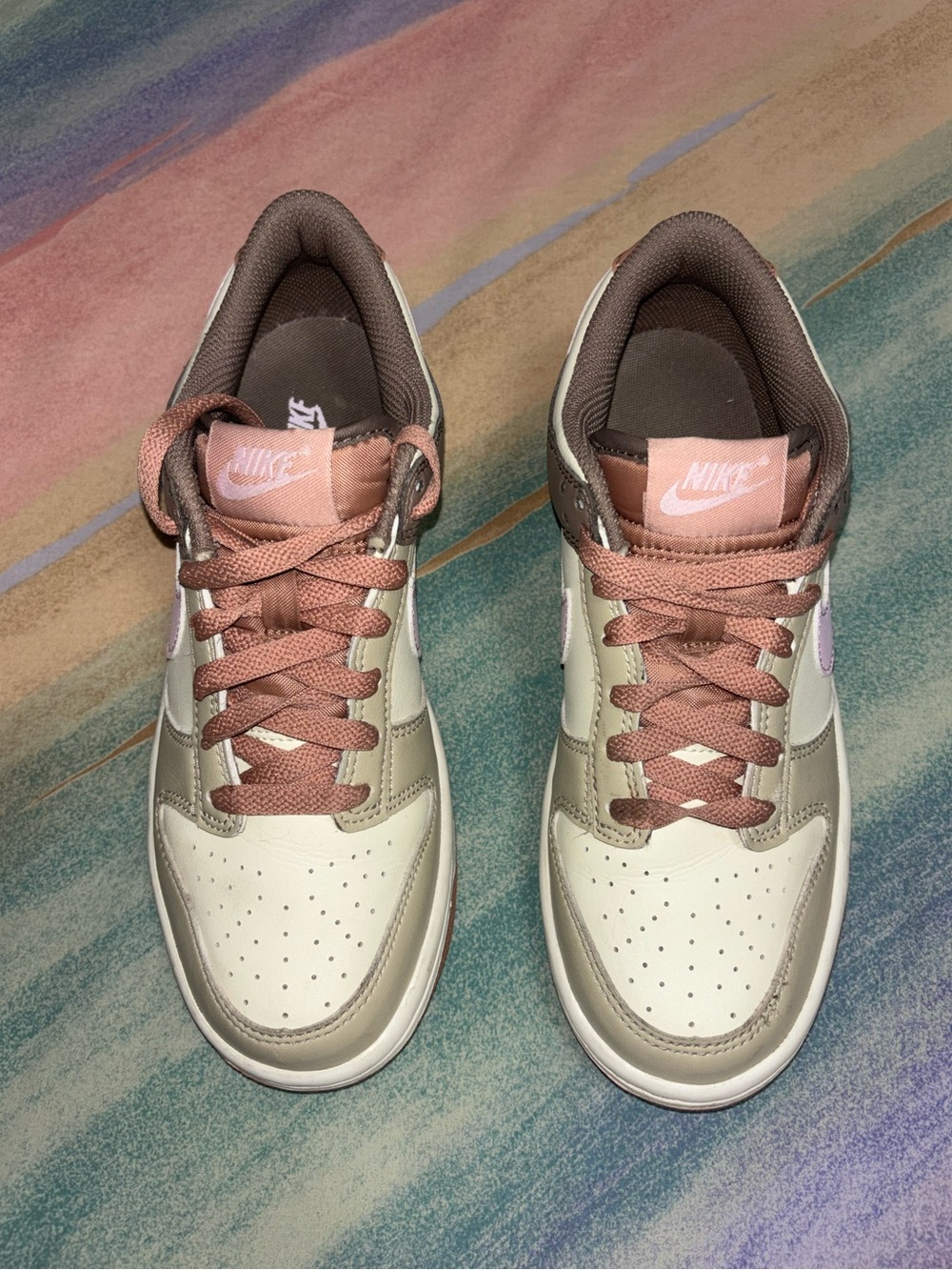 Nike Dunk Low GS Desert Khaki/Pink Foam Sneakers size 5Y/ women’s 6.5 FB9109 201 - Picture 6 of 9